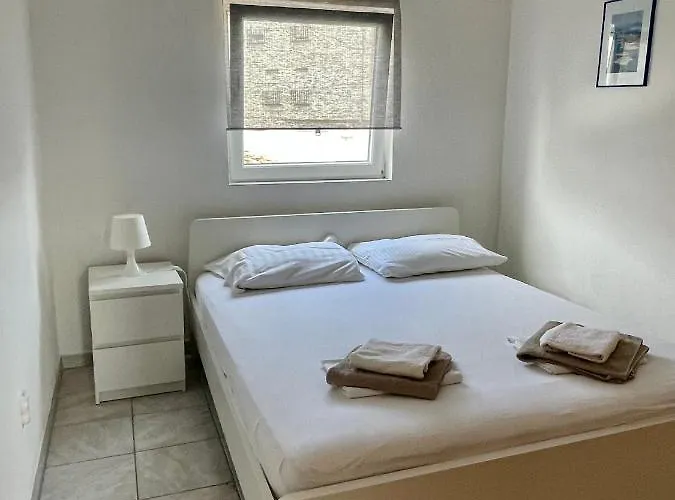 Apartment Ivona Rogoznica (Sibenik-Knin)